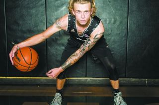Marcus Larson/News-Register##
Zac Blake demonstrating his crossover dribble at Lytle Gymnasium on the Multnomah University campus. Marcus Larson/News-Register##
Zac Blake demonstrating his crossover dribble at Lytle Gymnasium on the Multnomah University campus.