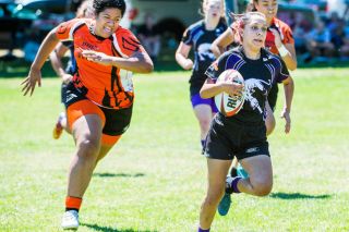 Marcus Larson/News-Register##
The Panthers’ Marci Lopez outraces Beaverton defenders, scoring on an 80-yard try, in the state title match at Fernhill Park in Portland. Marcus Larson/News-Register##
The Panthers’ Marci Lopez outraces Beaverton defenders, scoring on an 80-yard try, in the state title match at Fernhill Park in Portland.