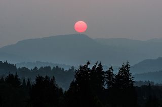 Marcus Larson / News-Register##An air quality warning continues as smoke from Oregon and California wildfires hangs in the Willamette Valley. Marcus Larson / News-Register##An air quality warning continues as smoke from Oregon and California wildfires hangs in the Willamette Valley.