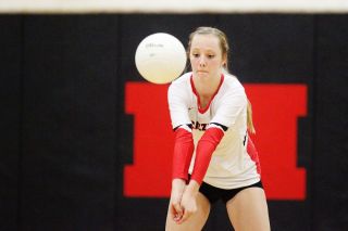 Rockne Roll/News-Register##
Mac s Alyssa Anderson digs a Forest Grove shot during the Grizzlies 3-1 win. Rockne Roll/News-Register##
Mac s Alyssa Anderson digs a Forest Grove shot during the Grizzlies 3-1 win.