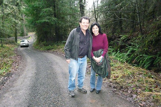 Starla Pointer / News-Register##
Nicholas Kristof and Sheryl WuDunn on the steep road he walked daily in order to catch the bus to Yamhill Carlton High School.