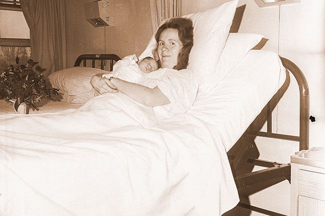 (January 2, 1963)##The first 1963 baby to be born in Yamhill County was a bouncing boy, Kevin Clair Whitney, who came into the world at 5:13 a.m. Jan. 1. Kevin weighed in at a gusty 7 pounds 5 1/2 ounces. He is shown above with his mother, Mrs. Clair Whitney of Carlton.