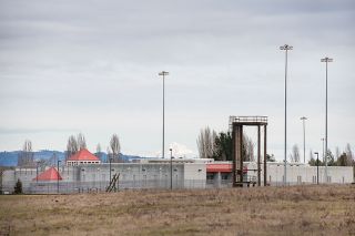 Rusty Rae / News-Register##Gates of the Sheridan federal prison. Rusty Rae / News-Register##Gates of the Sheridan federal prison.