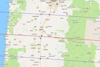 Map showing the path of totality between the blue lines.
