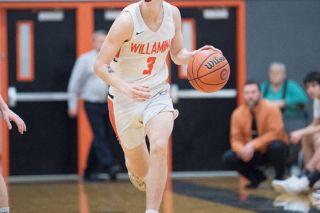 Marcus Larson/News-Register##
Willamina’s Conrad Farmer takes the ball down court looking for a pass during Tuesday’s league contest against Rainier. Marcus Larson/News-Register##
Willamina’s Conrad Farmer takes the ball down court looking for a pass during Tuesday’s league contest against Rainier.