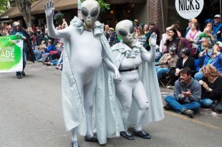 Marcus Larson/News-Register##Aliens walked the streets of McMinnville on Saturday during the annual UFO Festival. This year’s event drew more vendors and visitors
than ever before to downtown McMinnville. The 16th annual UFO Festival celebrates the 1950 photographs published in the precursor to the News-Register that many claim is among the most credible photos of UFOs.