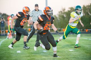 Marcus Larson/News-Register file photo##
Last year’s all-league Willamina running back Nick Colton will shift to the wide receiver position this season. Colton’s athleticism and route running should help first-year starting quarterback Kaleb Reid in the Bulldog offense. Marcus Larson/News-Register file photo##
Last year’s all-league Willamina running back Nick Colton will shift to the wide receiver position this season. Colton’s athleticism and route running should help first-year starting quarterback Kaleb Reid in the Bulldog offense.