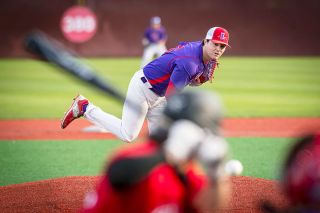 Photo courtesy Linfield Athletics and Travis McGuire##
Linfield freshman pitcher Grant Knox shows off his delivery during a fall scrimmage. Knox and the ‘Cats’ baseball team will play a condensed season in 2021. Photo courtesy Linfield Athletics and Travis McGuire##
Linfield freshman pitcher Grant Knox shows off his delivery during a fall scrimmage. Knox and the ‘Cats’ baseball team will play a condensed season in 2021.