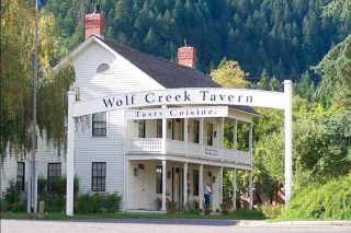 Image: Bruce Fingerhood/Wikimedia Commons##The Wolf Creek Tavern as it appears from the front of the drive.