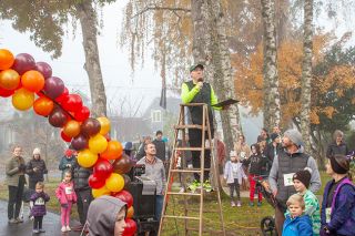 News-Register file photo##Ham Fam Harvest Run began in 2012 as a celebration of Mike Hampton’s 40th birthday. In this 2022 photo, Hampton welcomes participants before the start of the event. The family said this will be the Thanksgiving Day event’s final run.