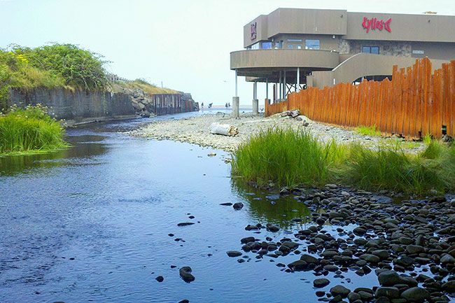 Image: Offbeat Oregon##The D River, as seen from under the Highway 101 bridge in Lincoln City, looking out to sea.