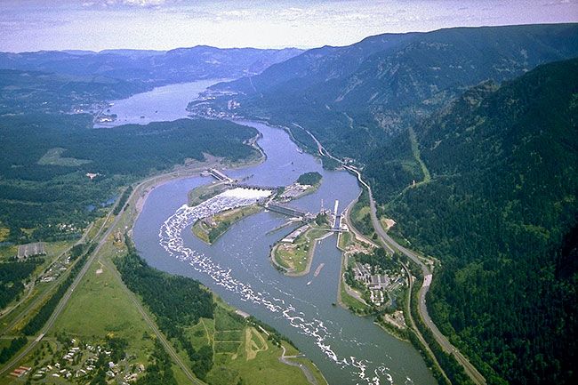 U.S. Army Corps of Engineers##An aerial view of Bonneville Dam complex. U.S. Army Corps of Engineers##An aerial view of Bonneville Dam complex.