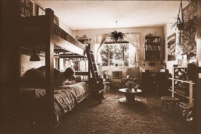##(Oct. 1, 1975) Twin beds were exchanged for bunk beds in this room occupied by sophomores Kollen Meyer and Jenny Ullum. The girls brought their own curtains and another desk from home. Stuffed animals, fish tank and hanging plants reflect personal tastes. Linfield resident hall philosophy emphasizes freedom and a minimum of regulation.