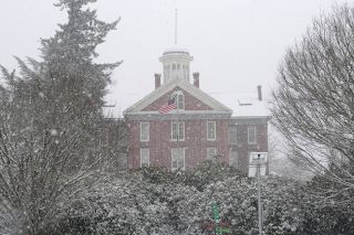 Ben Botkin/Oregon Capital Chronicle##Willamette University, across from the Oregon Capitol, on Thursday, Feb. 13, 2025, in snowy weather.